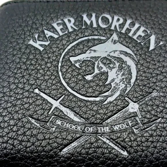 The Witcher Kaer Morhen Logo Bifold Wallet -New With Tags Black - Picture 2 of 9